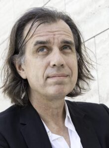 Afbeelding voor ‘Kunnen we elkaars psychiater niet zijn?’