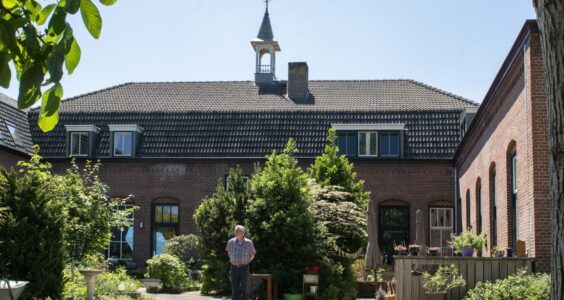 Afbeelding voor ‘Wonen in een klooster’
