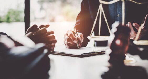 Afbeelding voor Juridische vrijwilligers gezocht (april 2023)