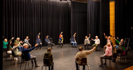 Afbeelding voor Swingend de dag door