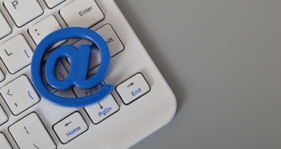 Afbeelding voor Verplicht per e-mail?