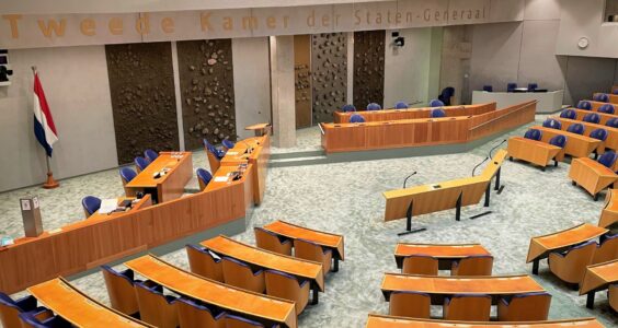 Afbeelding voor Oud genoeg om wijs te kiezen!