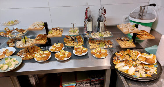 Afbeelding voor High tea en thema-avond in Gelderland