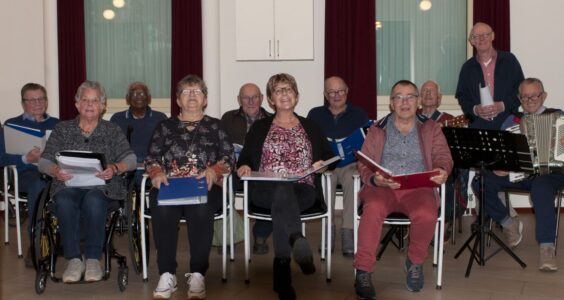 Afbeelding voor Zingen helpt bij het vinden van woorden