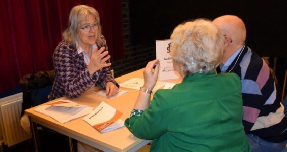 Afbeelding voor Gehoorproblemen horen er niet bij