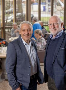 Afbeelding voor Maak woonplannen niet vóór maar mét senioren