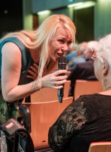 Afbeelding voor Zingen van mens tot mens