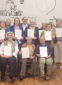Afbeelding voor Nieuwe lichting Ouderenadviseurs aan de slag
