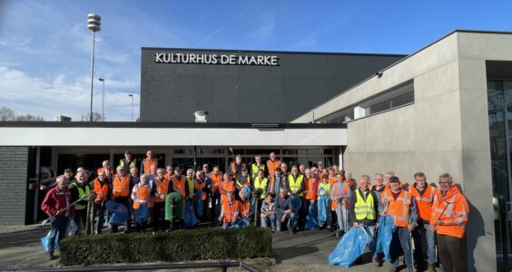 Afbeelding voor KBO Senioren Hengevelde maken eigen dorp weer spik en span.