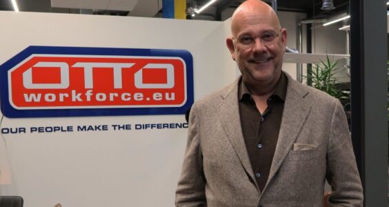 Afbeelding voor Hard werkend, aardig, dienstbaar: maar gaan zorgwerkers uit Azië onze arbeidskrapte opvangen?