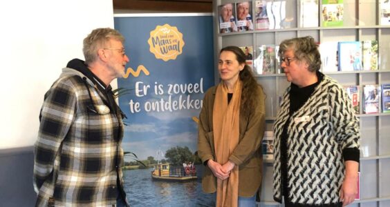 Afbeelding voor Ontmoeten, verbinden, samen in gesprek gaan