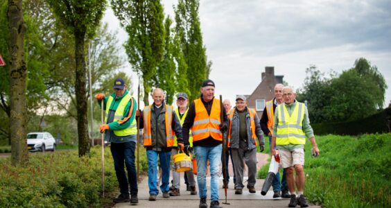 Afbeelding voor Onkruid verbindt