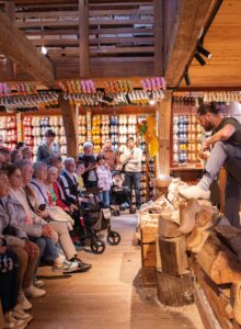 Afbeelding voor Klompen, kaas en klederdrachten