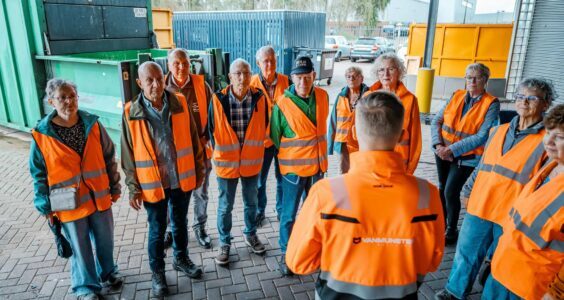 Afbeelding voor Rondleiding op geleende schoenen