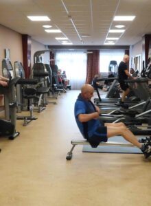 Afbeelding voor Dolblij met eigen fitnessparadijsje