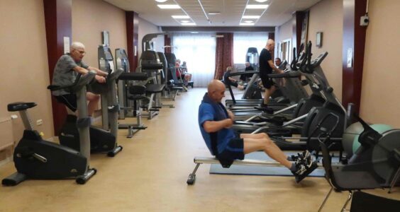 Afbeelding voor Dolblij met eigen fitnessparadijsje