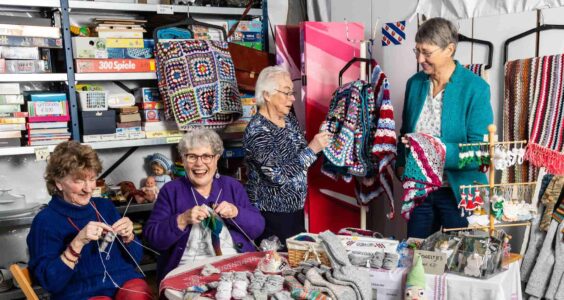 Afbeelding voor Breien voor het goede doel