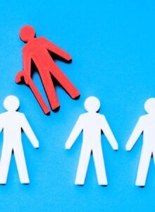 Afbeelding voor Oud en overbodig? Negatieve beeldvorming over ouderen