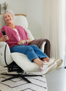 Afbeelding voor Henrike (59) uit Amersfoort over haar ervaring met Flowsit® van Meubelzorg