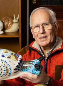 Afbeelding voor ‘Altijd een praatje dankzij mijn slakkenbeeldjes’