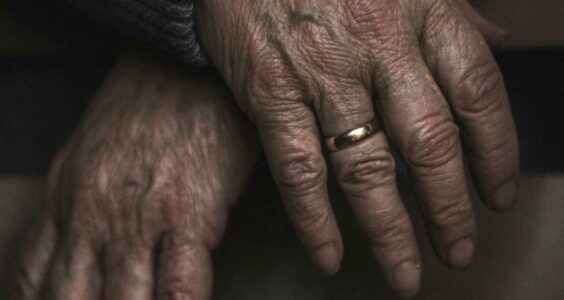 Afbeelding voor Internationale Dag tegen Ouderenmishandeling