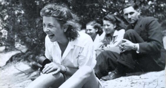 Afbeelding voor Opgegraven filmrollen uit 1942