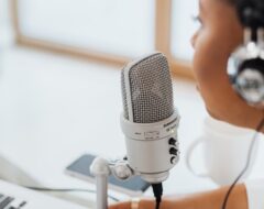 Afbeelding voor Podcast: hoe kunnen robots helpen in de zorg?